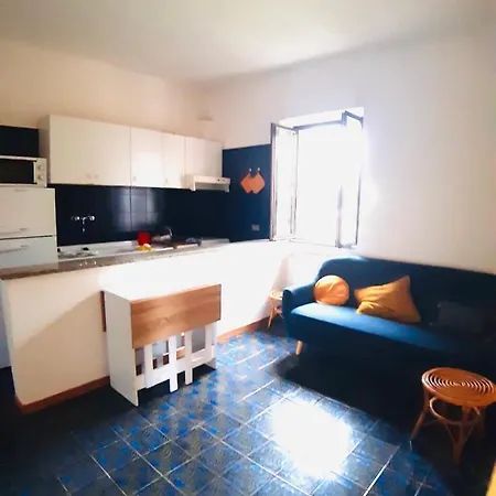 A Pochi Passi Dalla